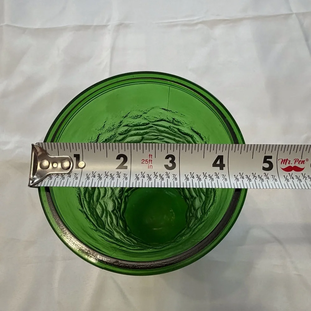 Vintage Hoosier Glass beautiful emerald green crinkle textured‎ glass vase 9.5”
